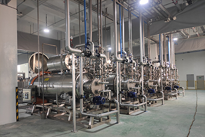 Autoclave por Aspersión de Agua, con Tanque de Precalentamiento