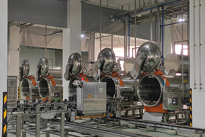 Autoclave por Aspersión de Agua, con Tanque de Precalentamiento